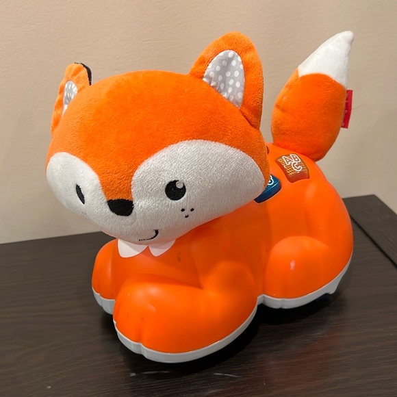 Baby Crawl with me Toy Fox - Picture 1 of 2